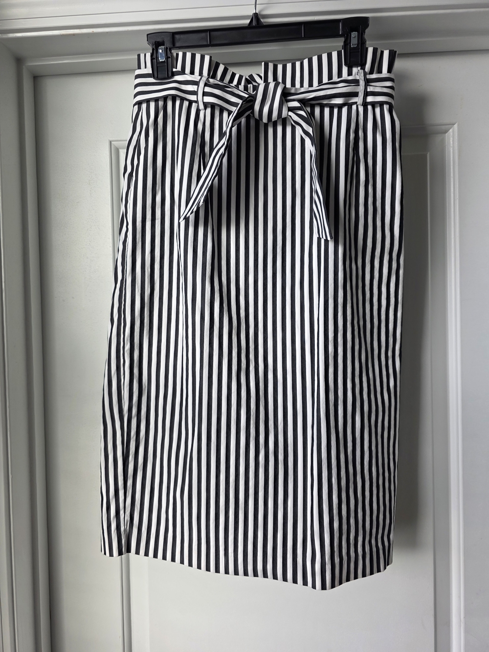 New York & Company Black and White Vertical Stripe Tie-Waist Pencil Skirt